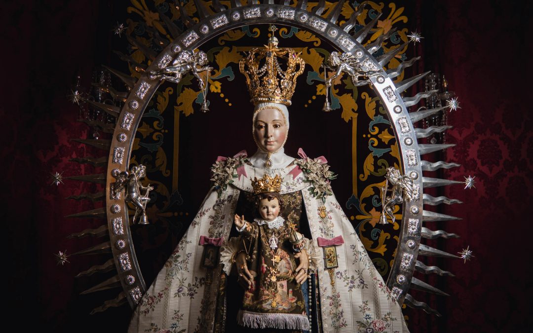 El nuevo terno «chino» de la Estrella